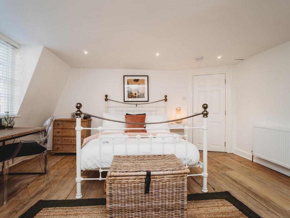 Pass The Keys Stylish 2 Bed Eco Flat In The Heart Of Bath Apartment Luaran gambar