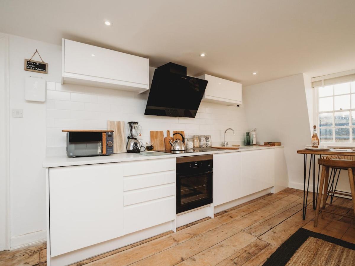 Pass The Keys Stylish 2 Bed Eco Flat In The Heart Of Bath Apartment Luaran gambar