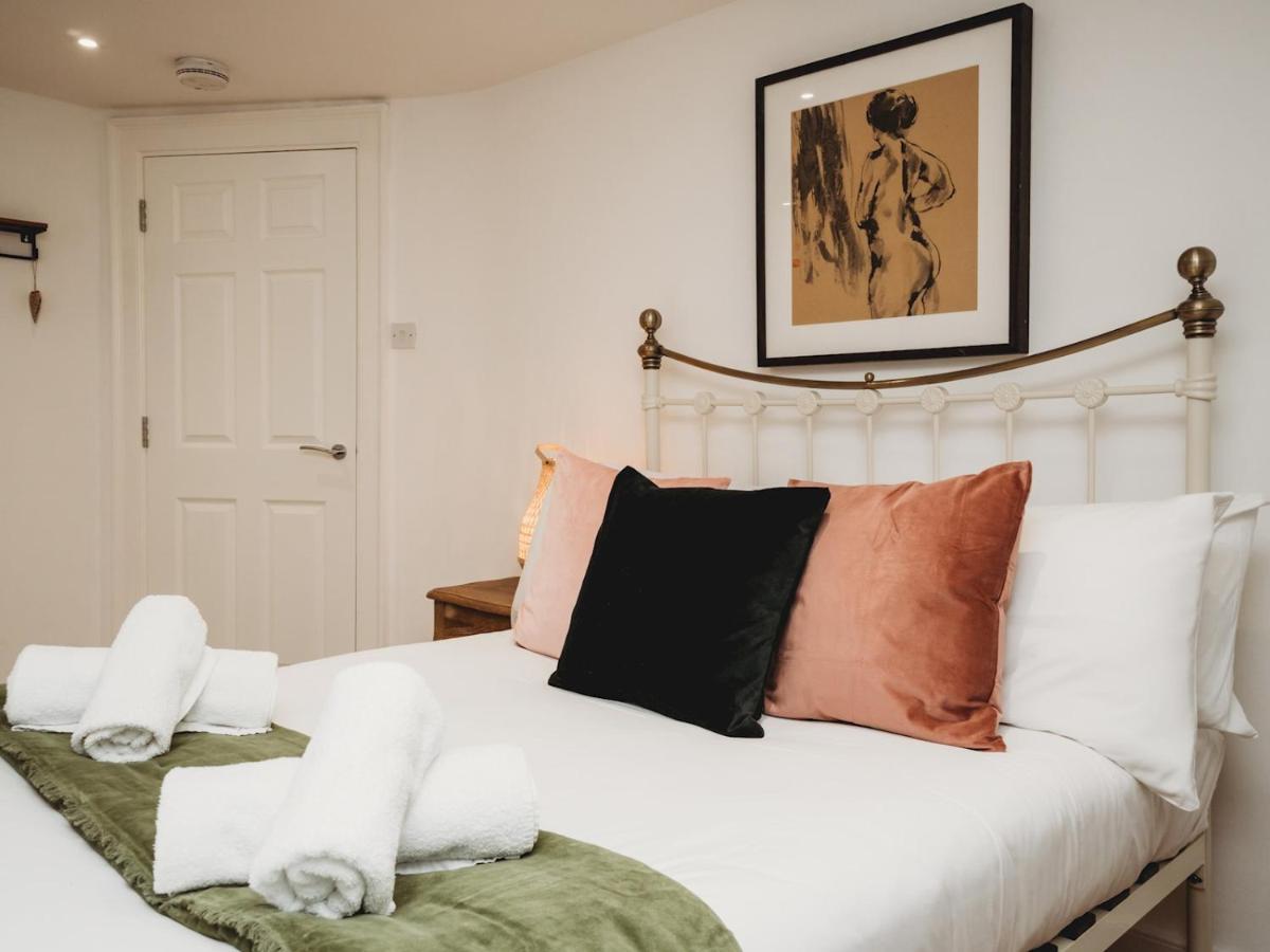 Pass The Keys Stylish 2 Bed Eco Flat In The Heart Of Bath Apartment Luaran gambar