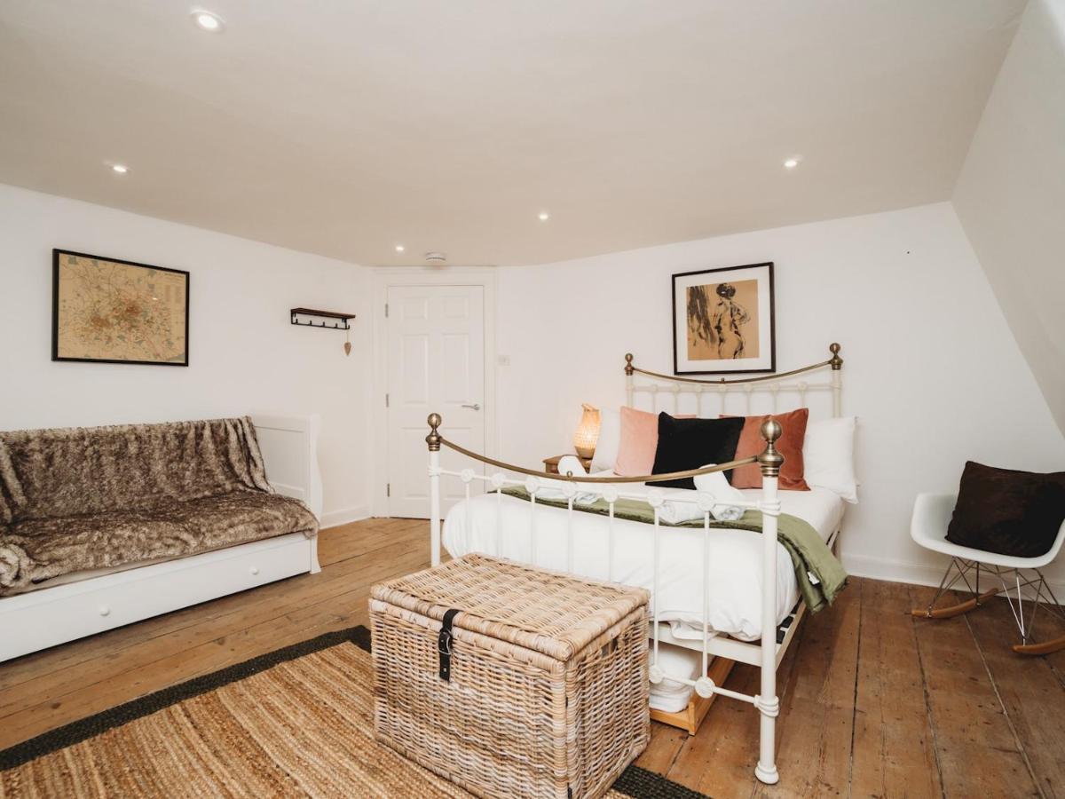 Pass The Keys Stylish 2 Bed Eco Flat In The Heart Of Bath Apartment Luaran gambar